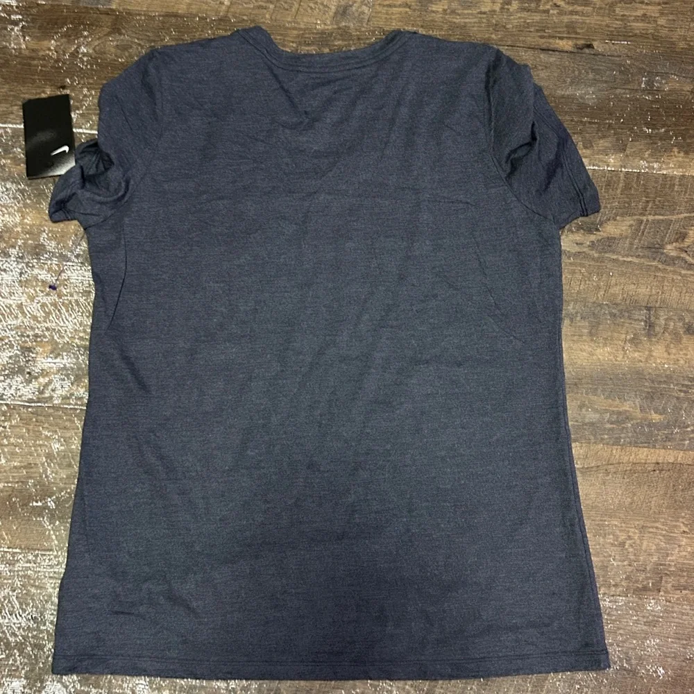 Nike Heathered Gray V-Neck‎ U.S. Navy Tee with Yellow Logo NEW Size Large